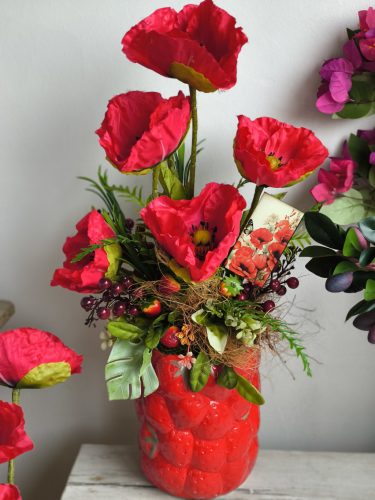 Eperke mákvirággal