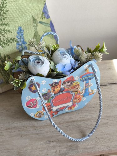 Mancsőrjárat táska ballag