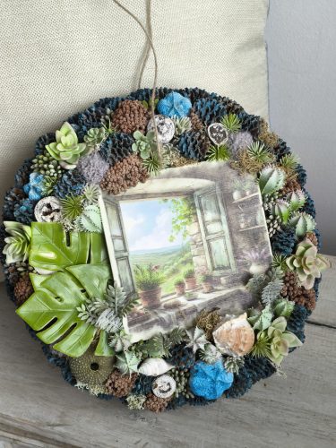 Pozsgás ajtóísz nyári