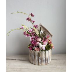 Rózsaszín madarkás házikó